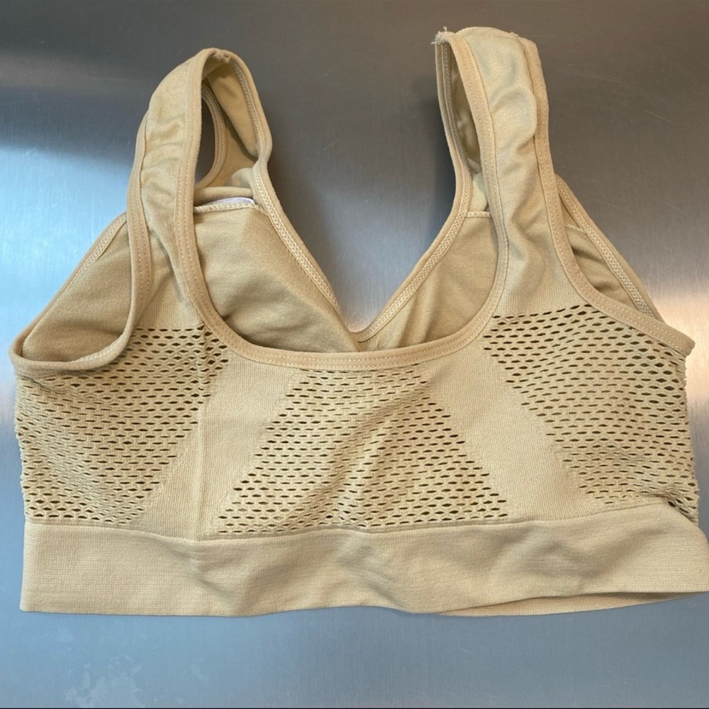 Bralette Bra Nude 26”-32” Band Removable Cups Marked XL Asian Sizing S/M - Picture 4 of 6